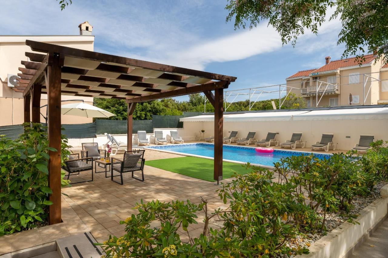 Villa Mirela Petrčane Dış mekan fotoğraf